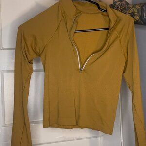 Lululemon Light weight running top